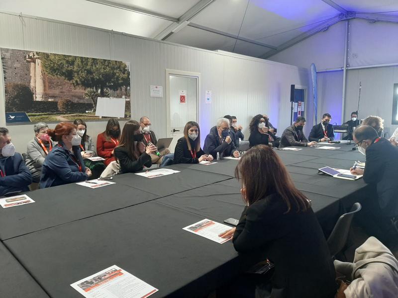 STC presentation at the round table